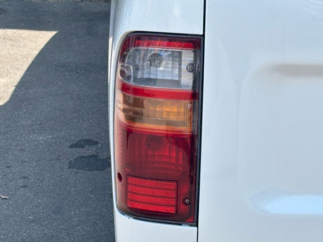 Toyota Hilux 6