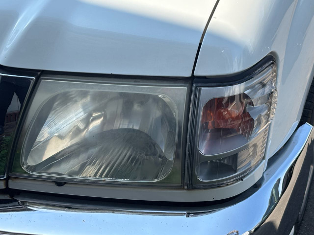 Toyota Hilux 8