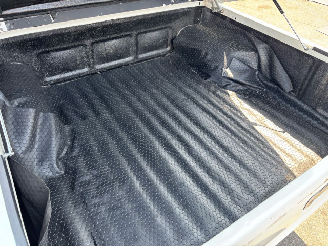 Toyota Hilux 9