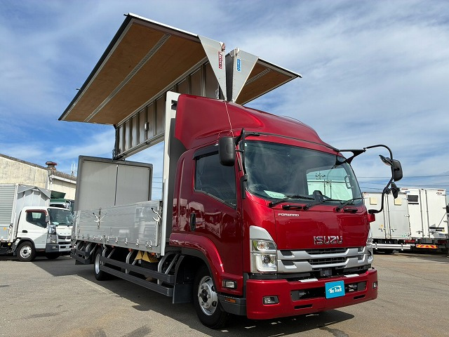 Isuzu Forward 3