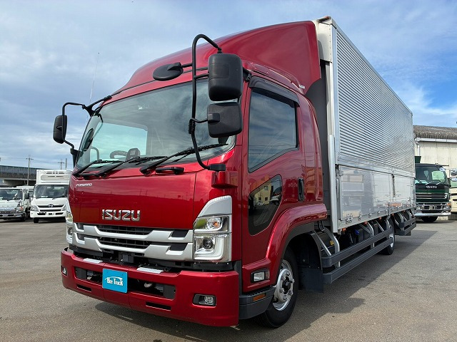 Isuzu Forward 8