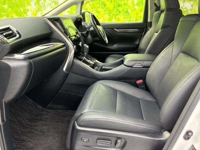 Toyota Alphard 9