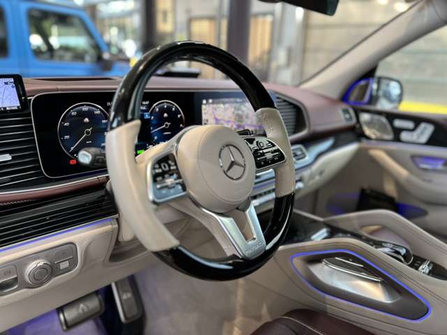 Mercedes-Benz GLS 6