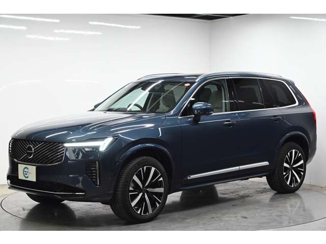 Volvo XC90 11