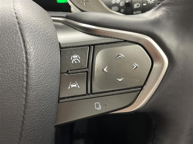 Lexus NX 11