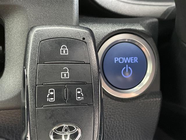 Toyota Sienta 10