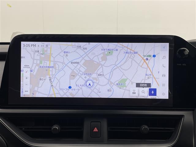 Lexus UX 6