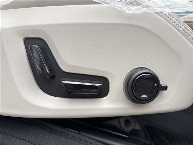 Volvo XC60 11