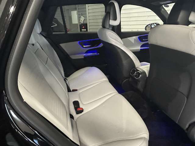 Mercedes-Benz GLC 9