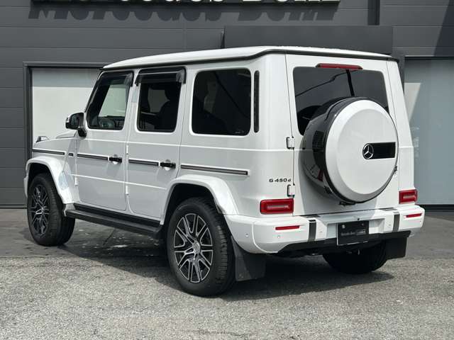 Mercedes-Benz G-Class 4