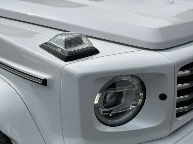 Mercedes-Benz G-Class 8