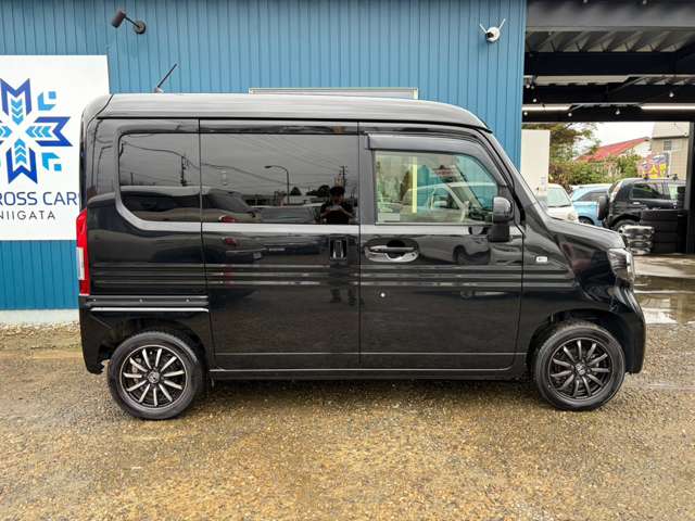 Honda N-VAN 8