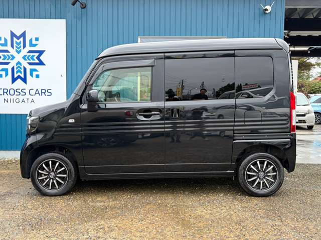 Honda N-VAN 10