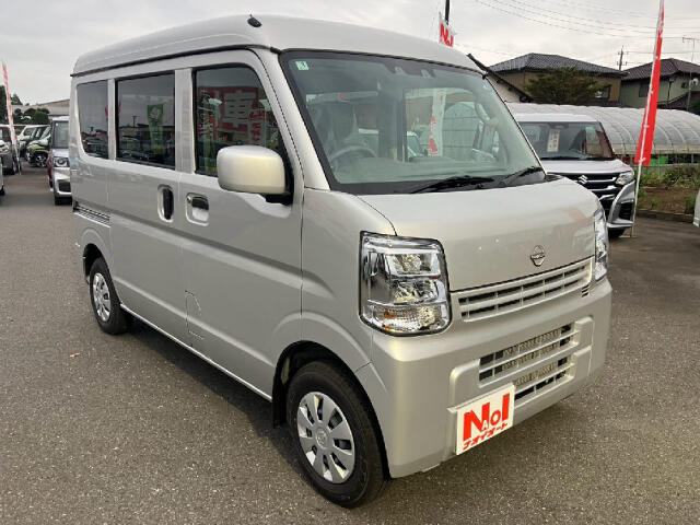 Nissan NV100 Clipper 6