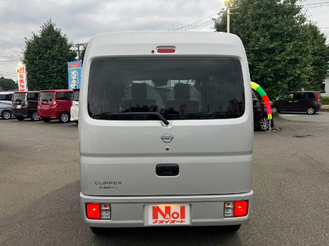 Nissan NV100 Clipper 9