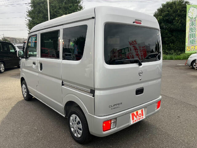 Nissan NV100 Clipper 10