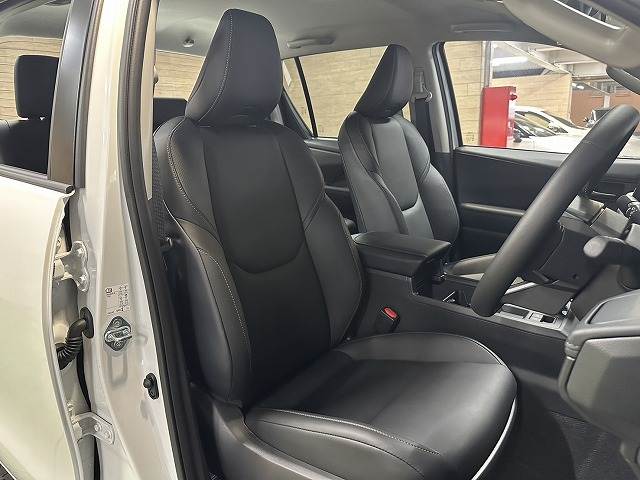 Toyota Hilux 11