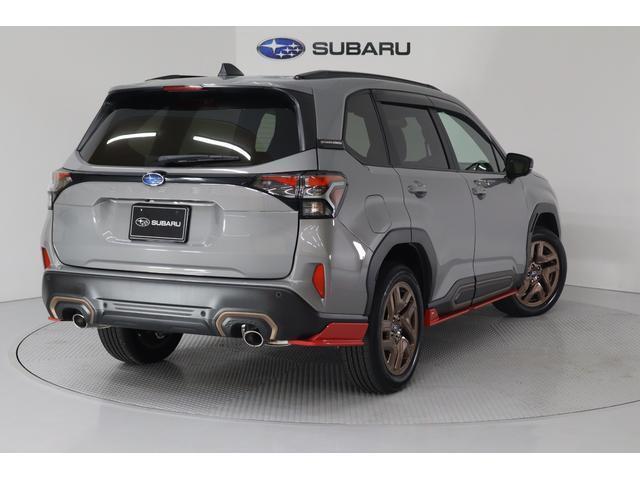 Subaru Forester 4