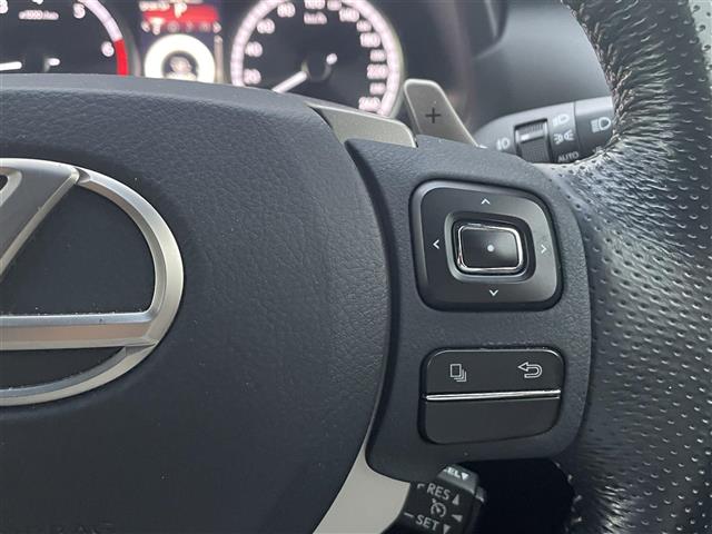 Lexus NX 9