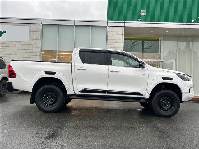 Toyota Hilux 12