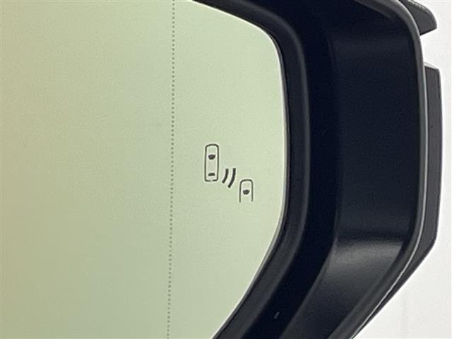 Lexus LBX 10