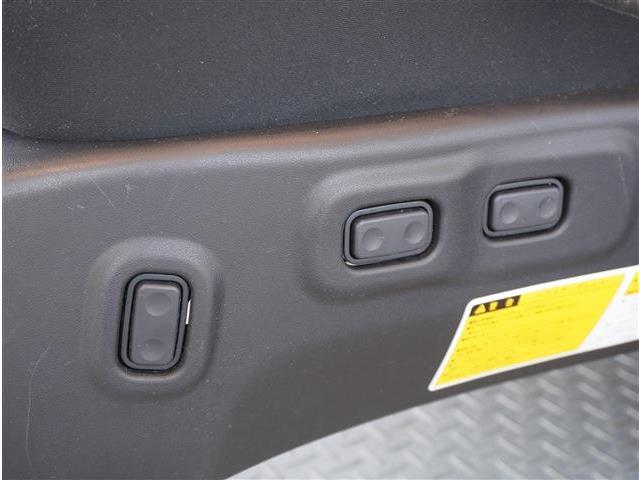 Toyota Noah 12