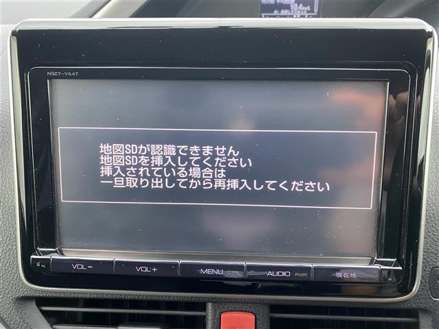 Toyota Voxy 5