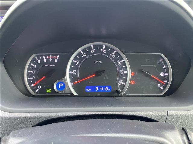 Toyota Voxy 8