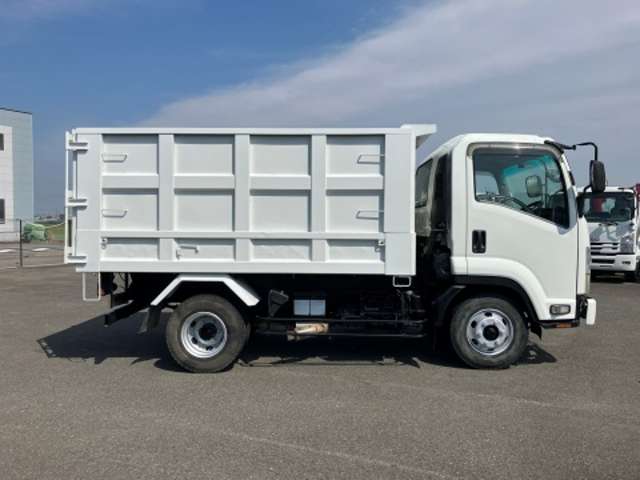 Isuzu Forward 12