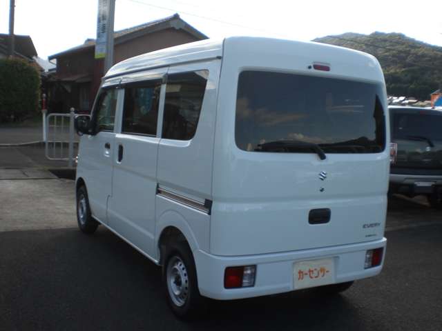 Suzuki Every 8