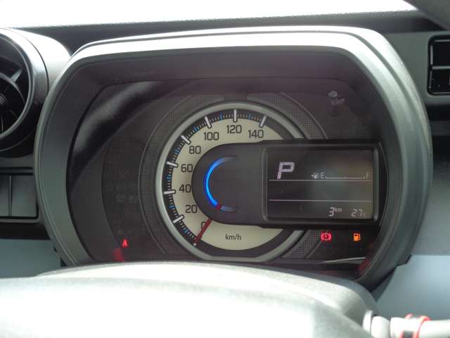 Suzuki Spacia Base 6