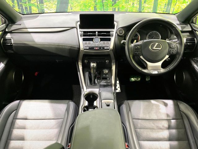 Lexus NX 2