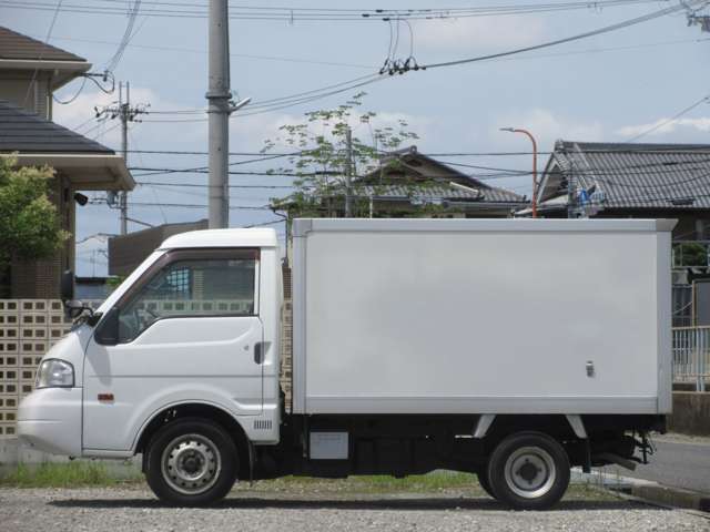 Mazda Bongo Truck 11