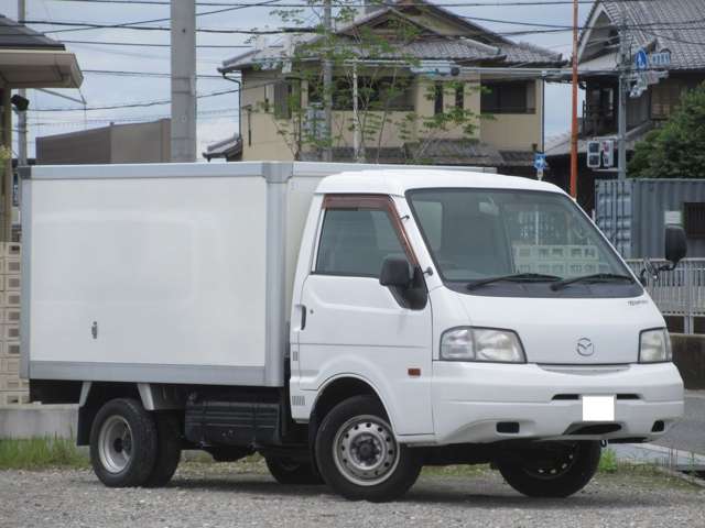 Mazda Bongo Truck 9