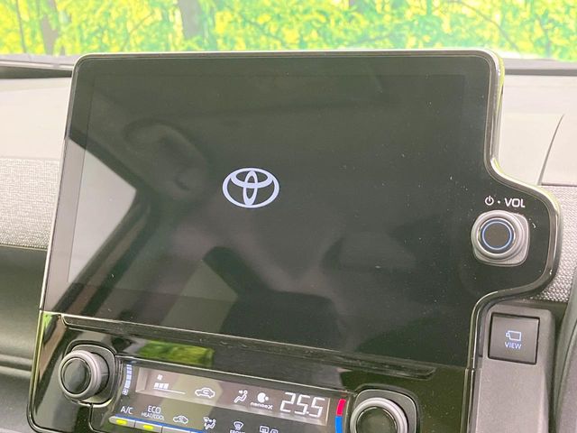 Toyota Sienta 3