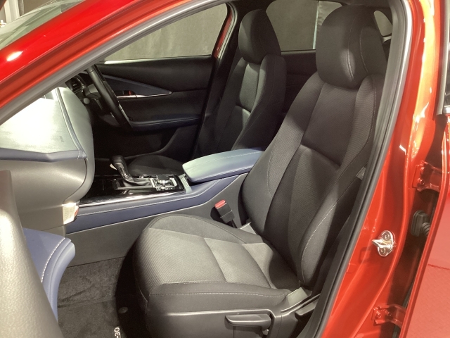 Mazda CX-30 9