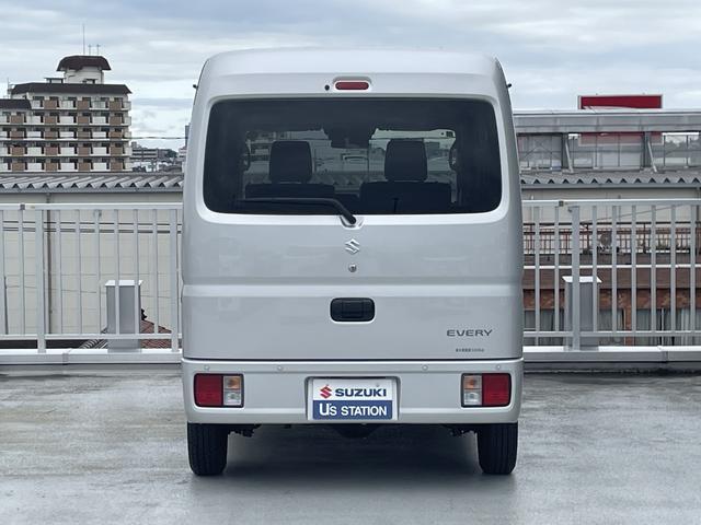 Suzuki Every 11
