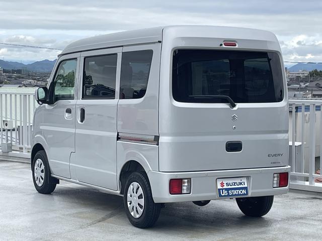Suzuki Every 12