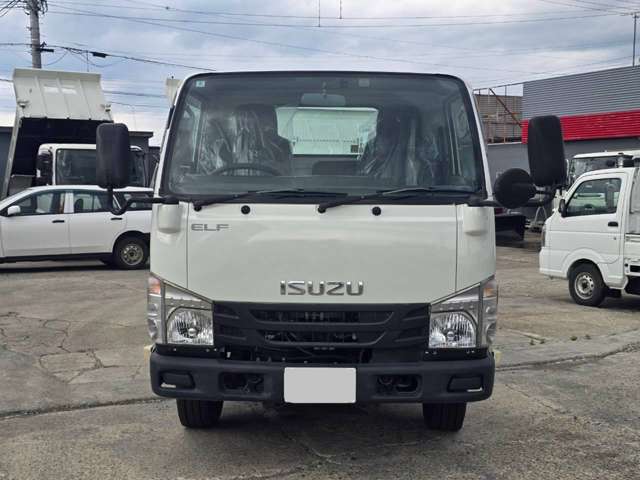 Isuzu Elf 2