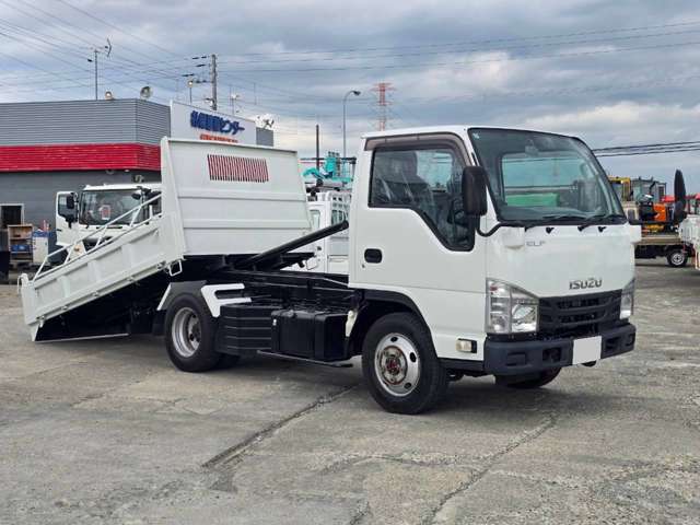 Isuzu Elf 3