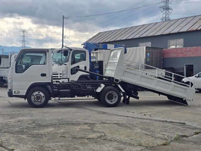 Isuzu Elf 5