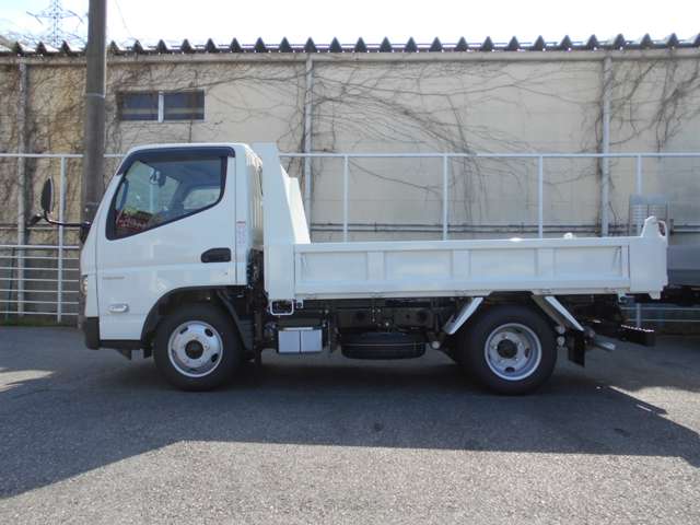 Mitsubishi Fuso Canter 4