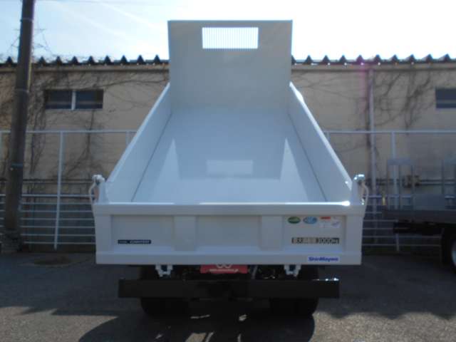 Mitsubishi Fuso Canter 10