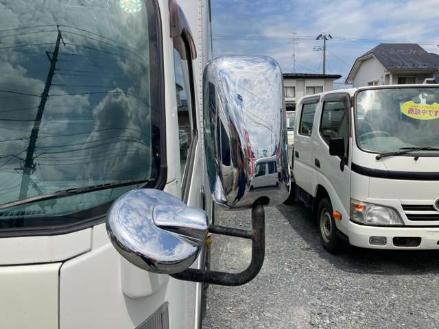 Isuzu Elf 10