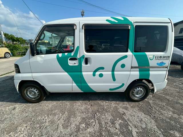 Mitsubishi Minicab Van 6