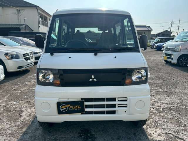Mitsubishi Minicab Van 7