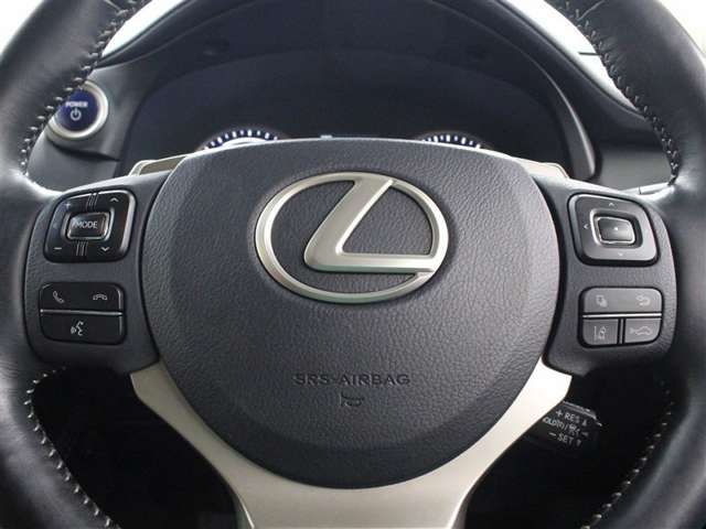Lexus NX 8