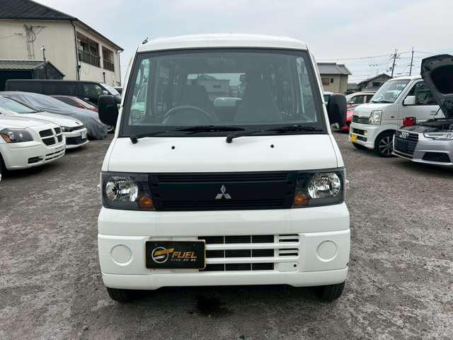 Mitsubishi Minicab Van 7