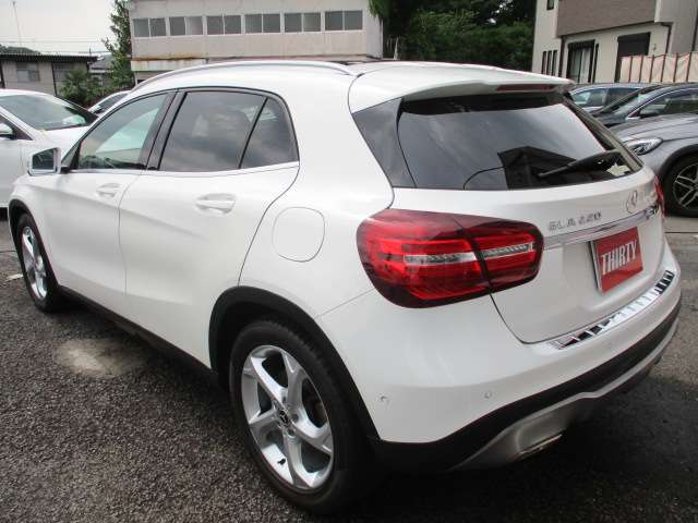 Mercedes-Benz GLA-Class 9