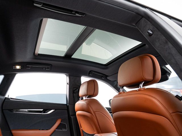 Maserati Levante 7